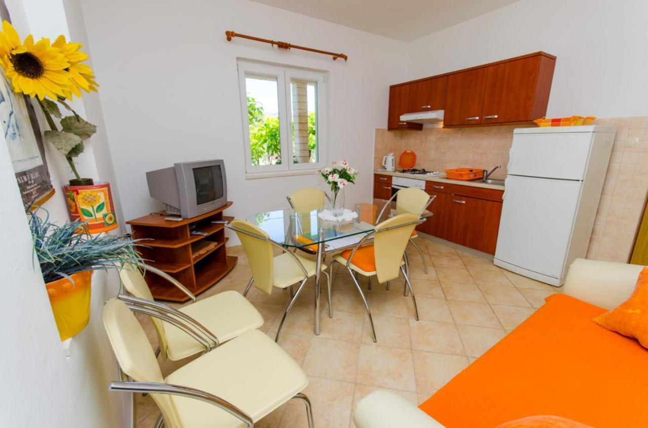 Apartments Ivana Trogir Kültér fotó