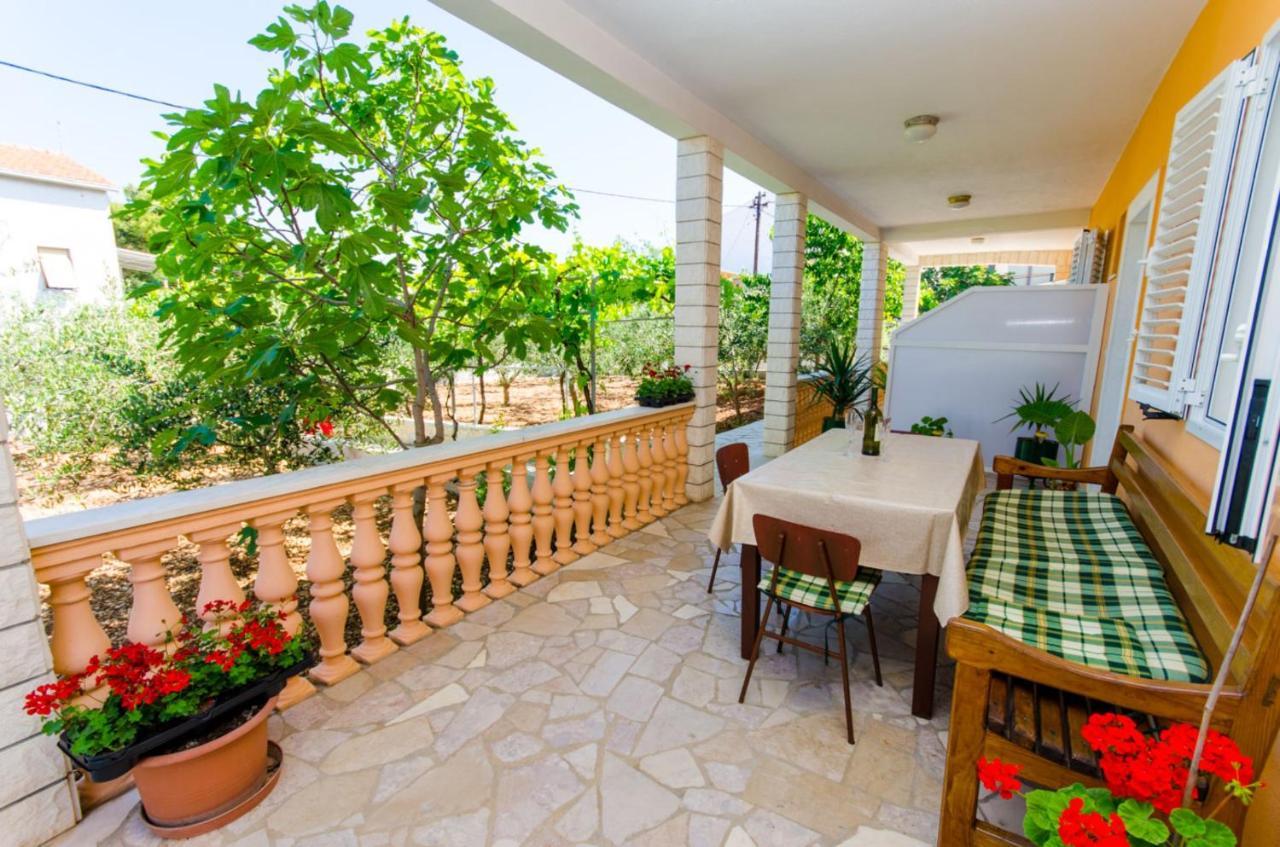 Apartments Ivana Trogir Kültér fotó