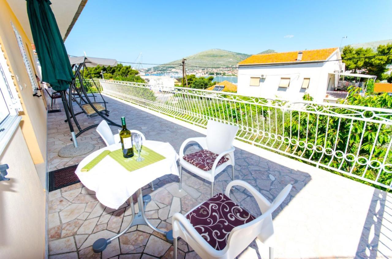 Apartments Ivana Trogir Kültér fotó