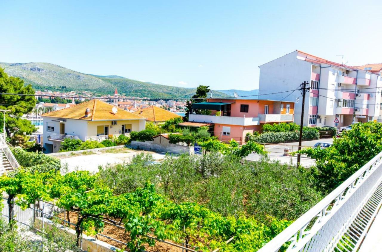 Apartments Ivana Trogir Kültér fotó